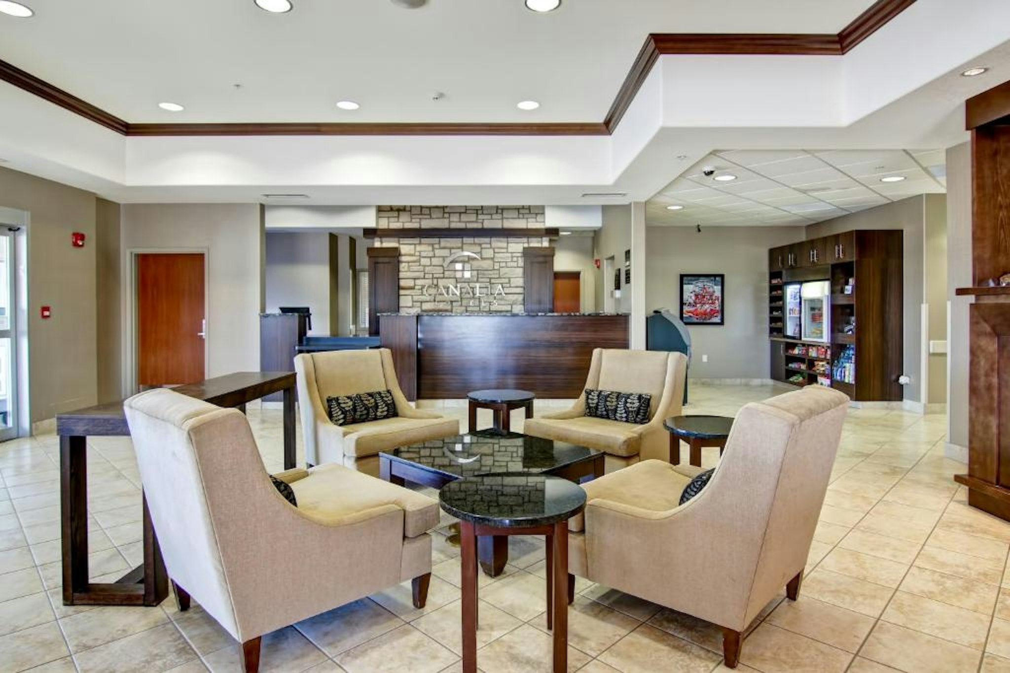 Canalta Hotel Assiniboia 23/35