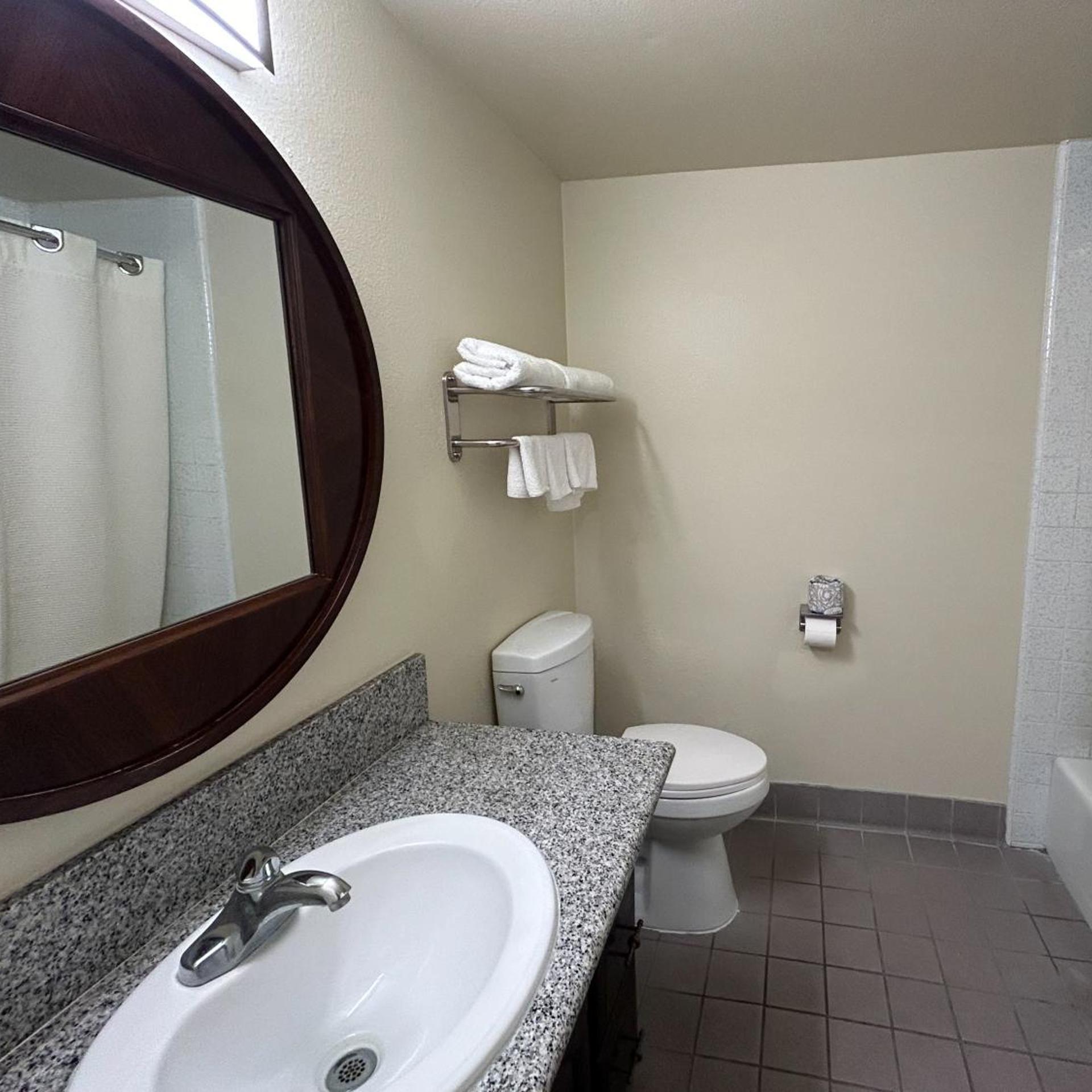 Studio6 Suites Santa Ana, CA 33/35