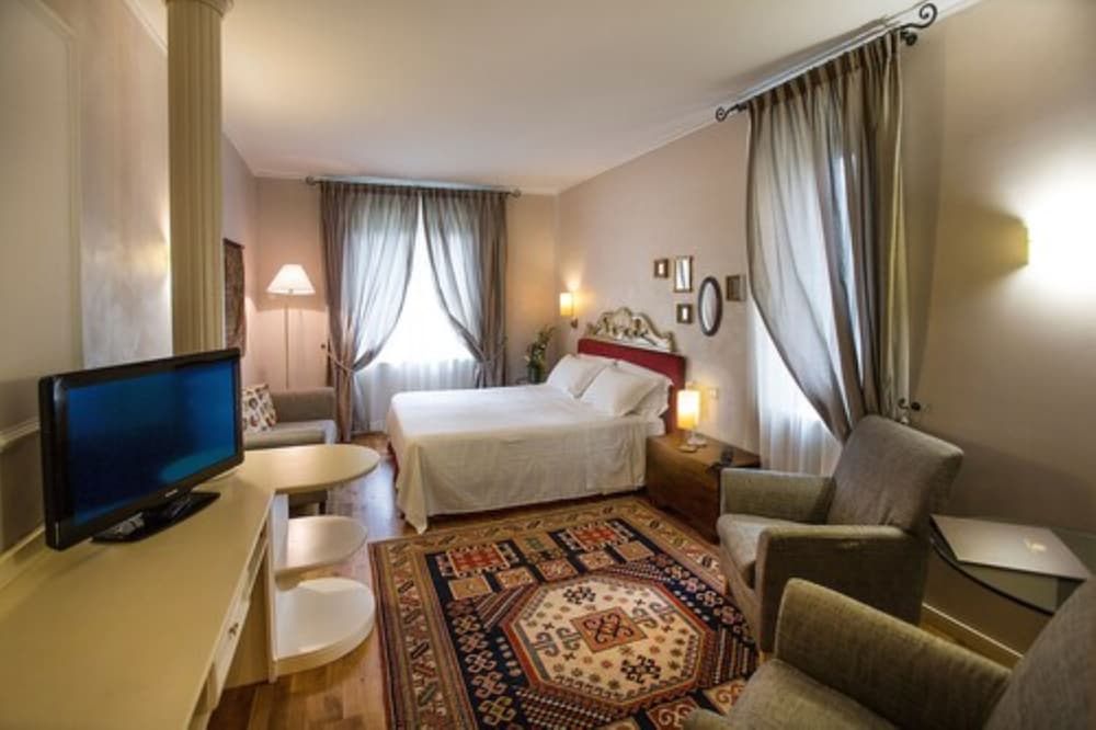 JUNIOR SUITE, DOUBLE BED
