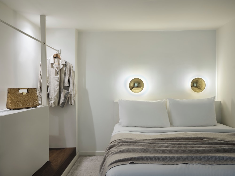 LOFT, SUPERIOR, 2 QUEEN BEDS