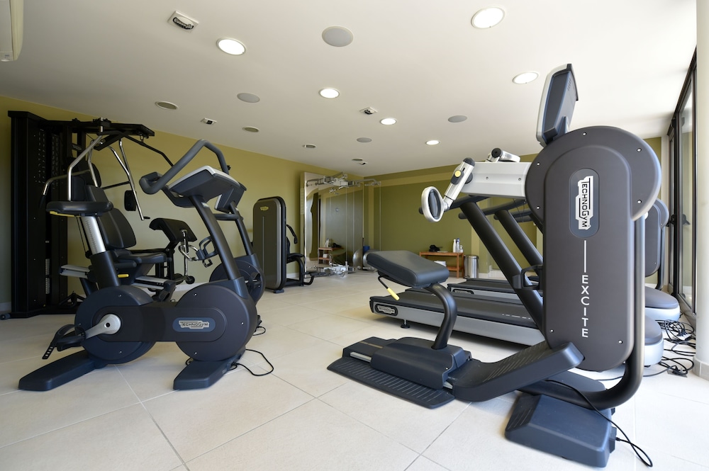 Mercure Brignoles Golf de Barbaroux and Spa 44/73