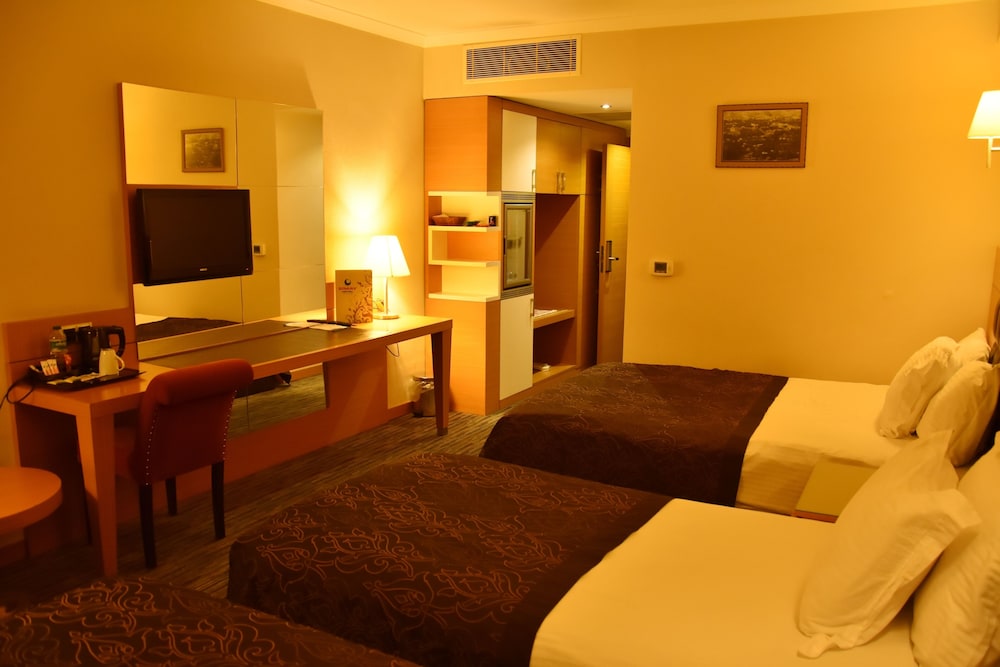 Grand Simay Hotel 19/50