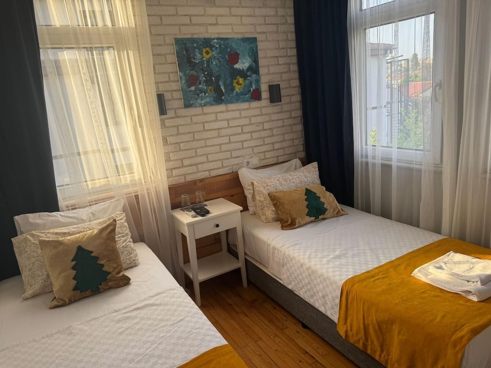 Tu Casa Linda 3/15