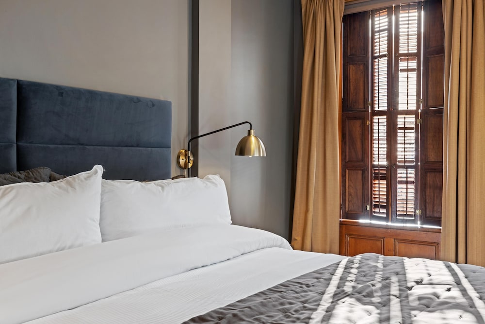Blue Moon Boutique Hotel 31/50