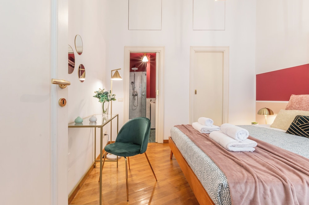 Wine Apartments Florence Moscato 5/47