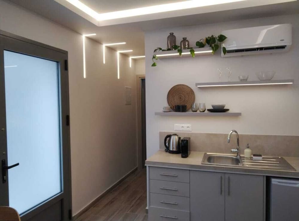 Alikon- Adult Only Residences 60/60