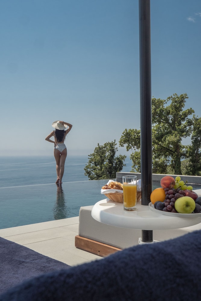 Vivid Blue Serenity Resort (Adult Only) 74/76