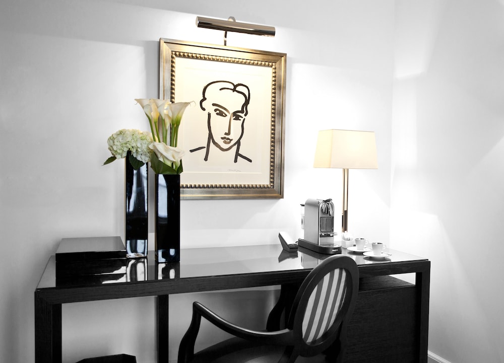 Hotel Montalembert 55/62