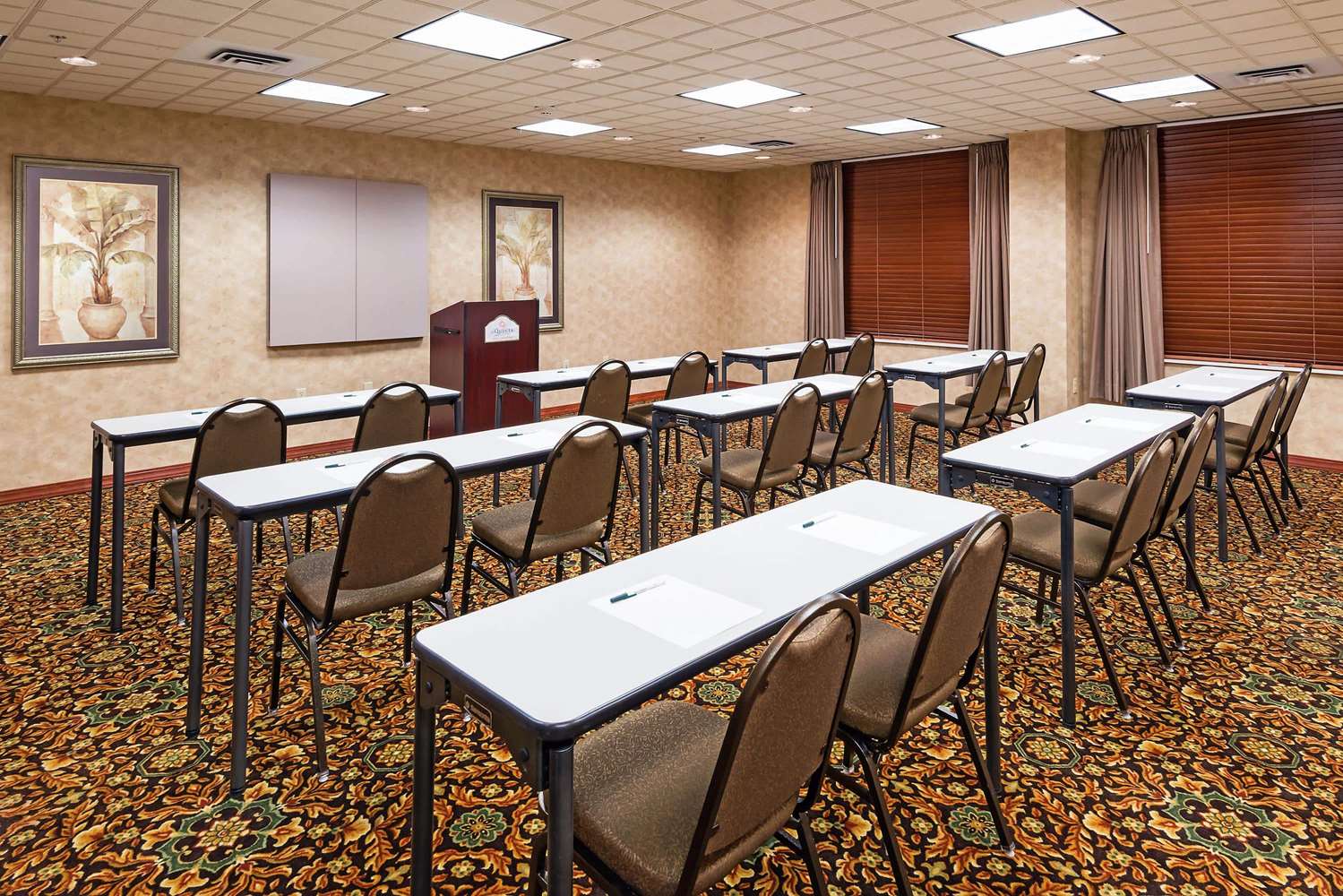 La Quinta Inn & Suites by Wyndham Kennewick 55/63