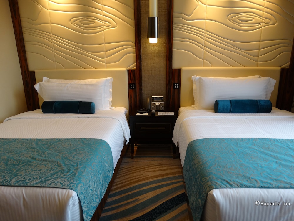 Winford Resort and Casino Manila 12/48