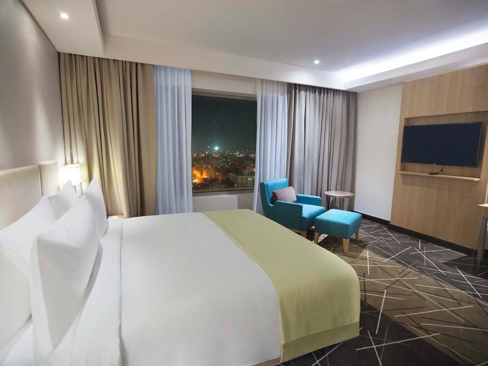 غرفة قياسية بسرير فردي، HOLIDAY INN CHENNAI OMR IT EXPRESSWAY 7/10