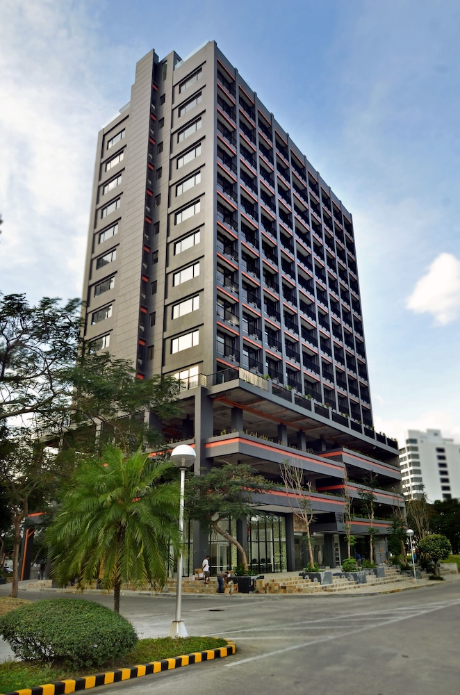 Azumi Boutique Hotel 8/73