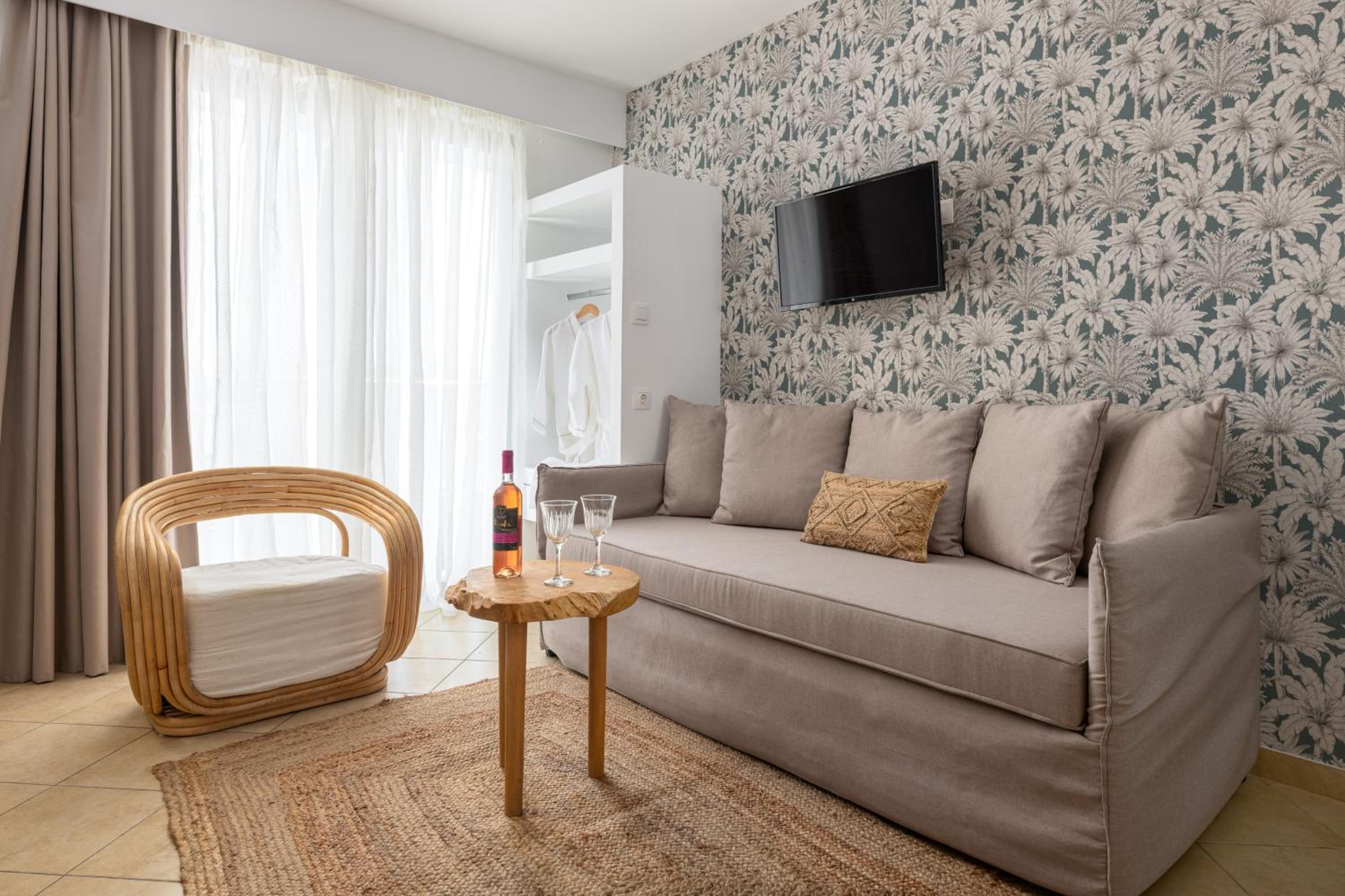 Diana Art Boutique Hotel 32/55