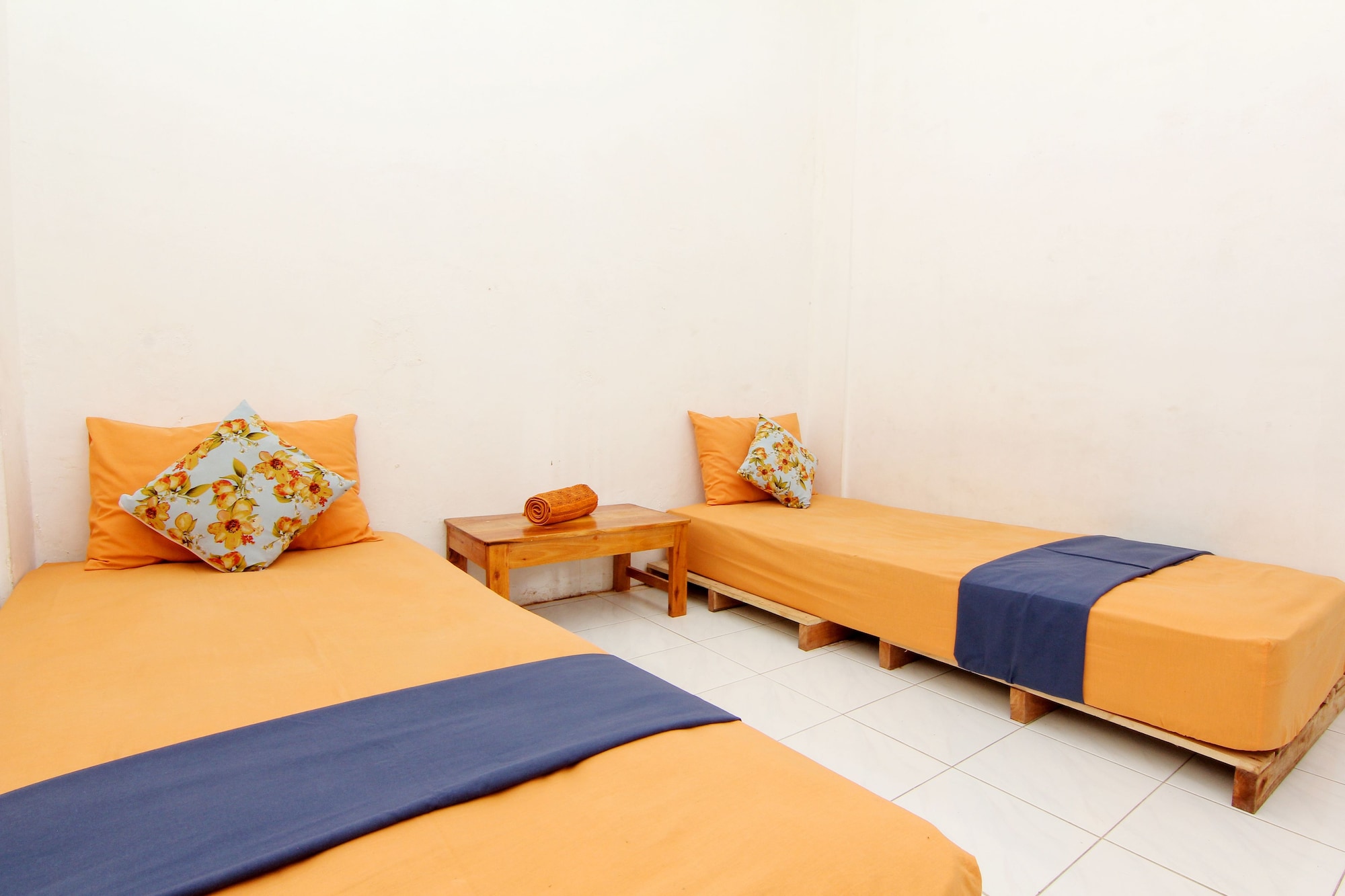STANDARD, TWIN BEDS