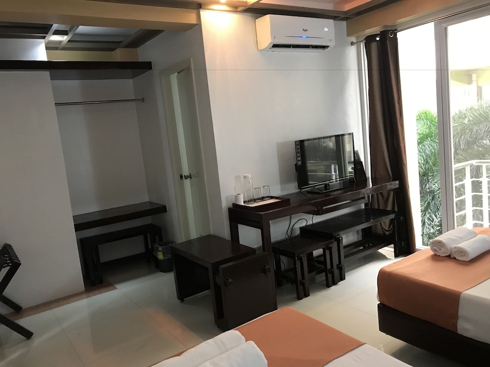 Regency Hotel De Vigan 19/28