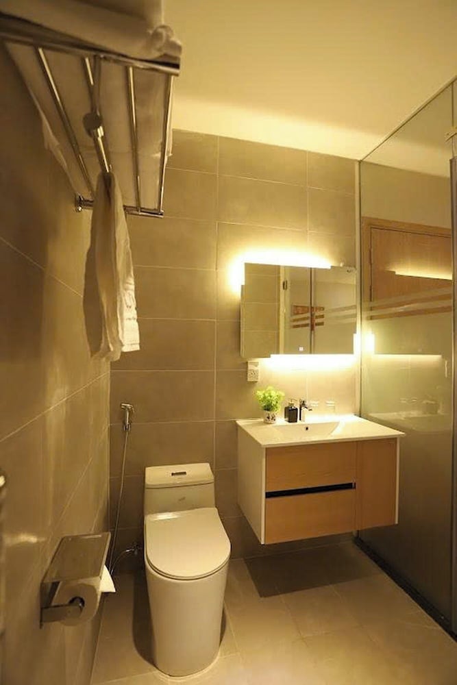 Lanura Apartments and Hotel 39/45