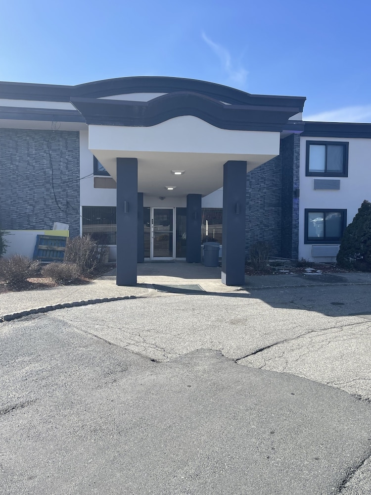Wayne Inn 40/47