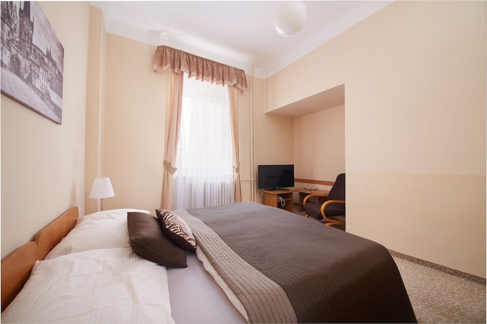 SUPERIOR, DOUBLE BED