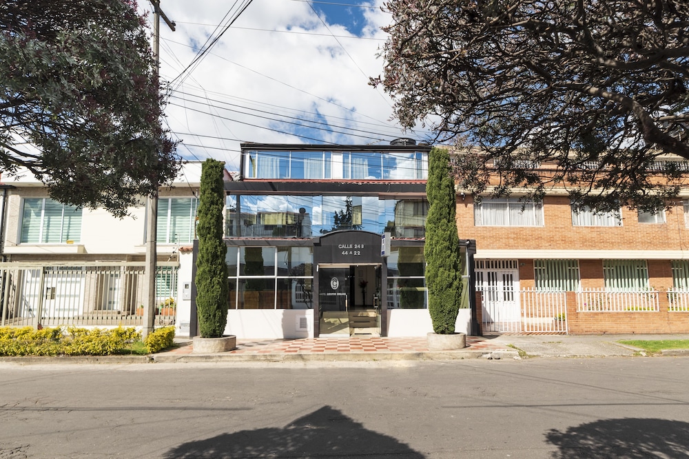 Hotel Ejecutivo Embajada photo1