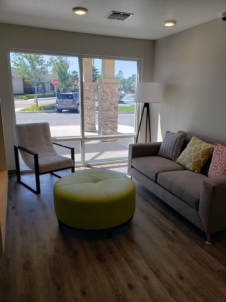 Woodspring Suites Orlando International Drive 20/43