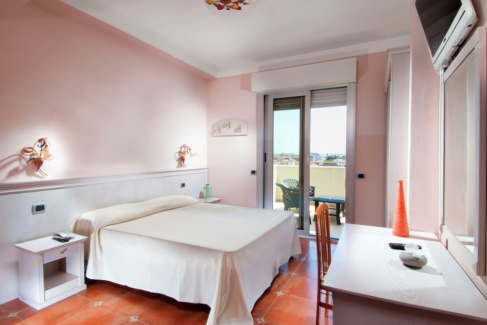 Sky, Double Bed