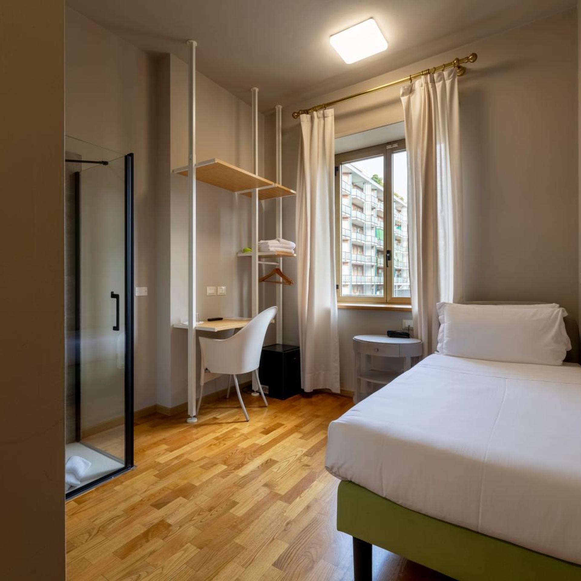 غرفة قياسية مفردة، Hotel Astoria 2/5