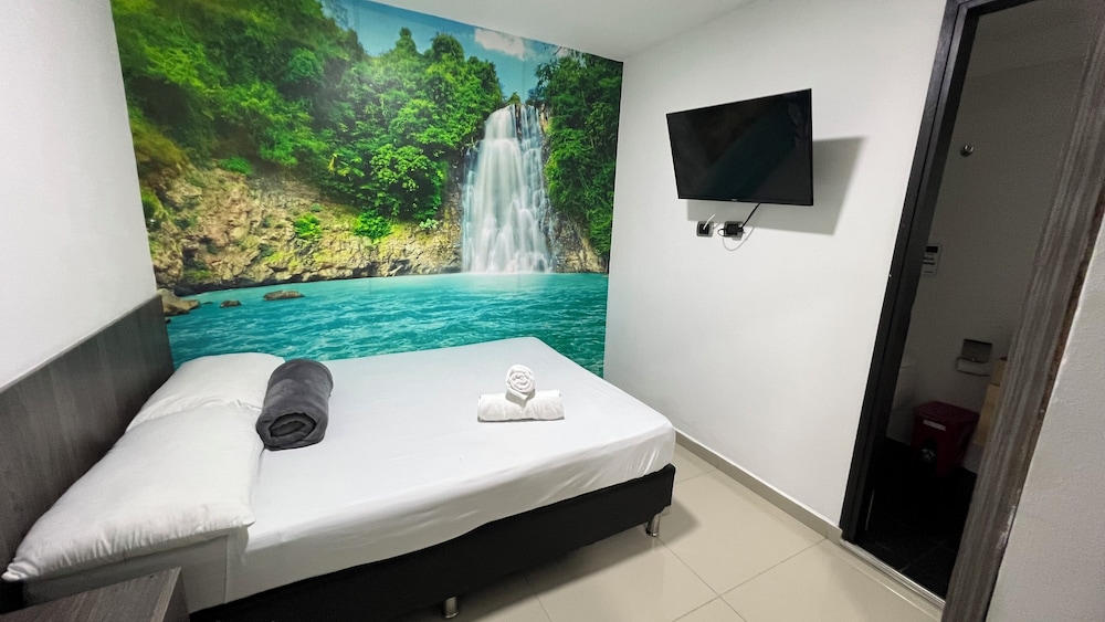 Hotel Jardin de Laureles Medellin 9/28