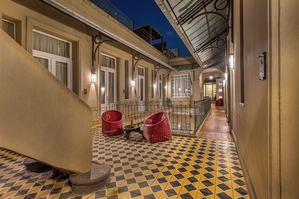 Patios de San Telmo Hotel 63/67
