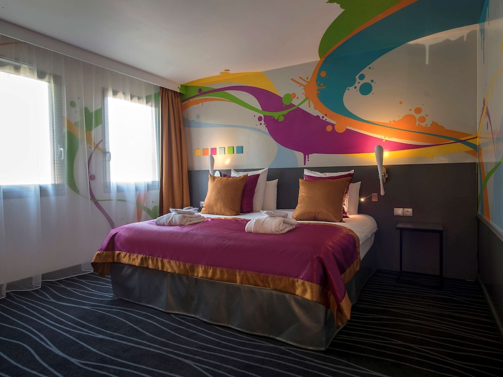 Mercure Rouen Champ de Mars 15/73