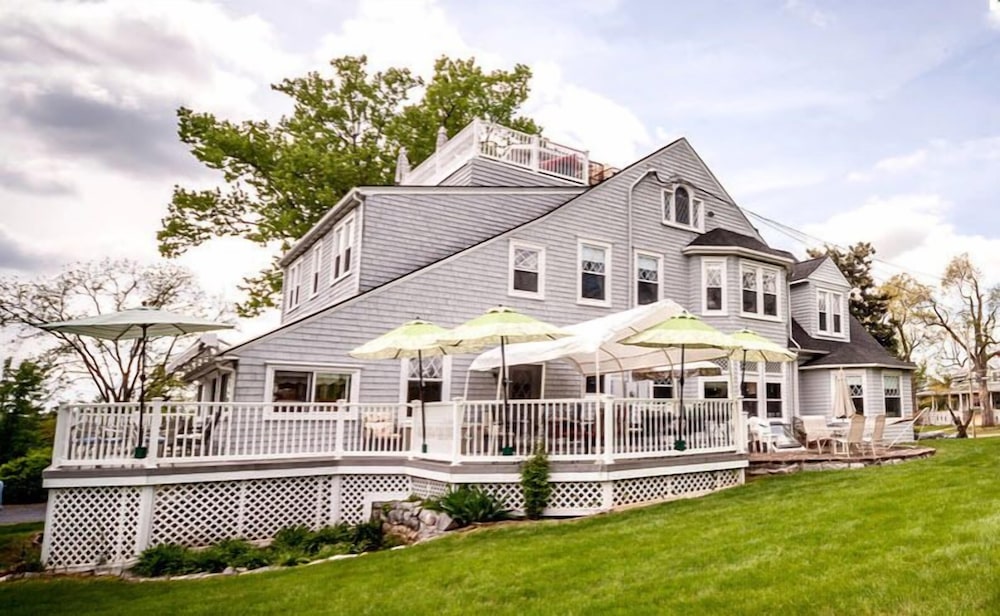 The Stonewall Jackson Inn 3/50