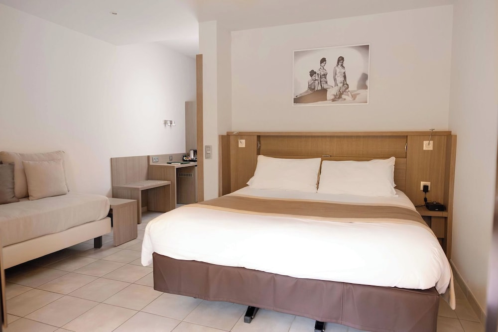 Marina Corsica Hotel 6/50