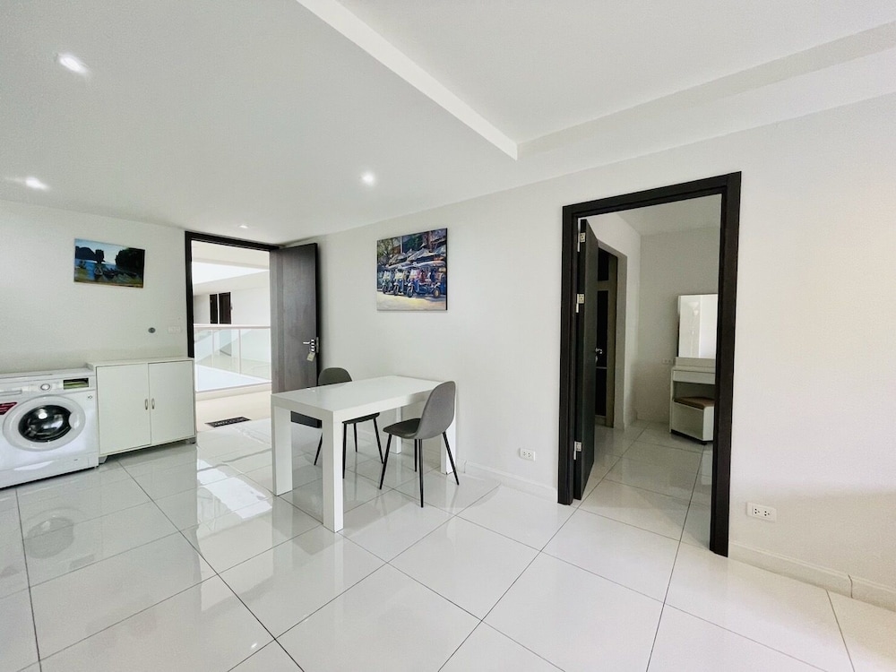 The Place Pratumnak By Pattaya Sunny Rentals 53/53