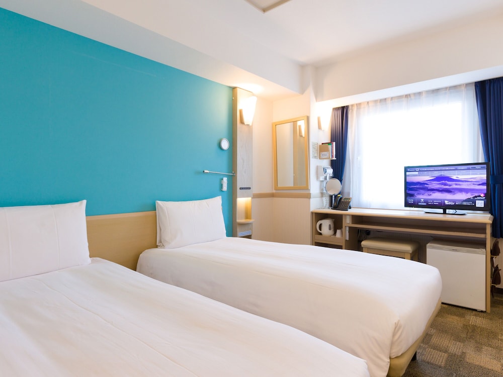 ECONOMY, TWIN BEDS