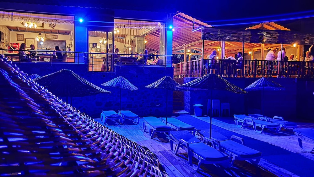 Nazan Motel & Restaurant & Beach 35/50