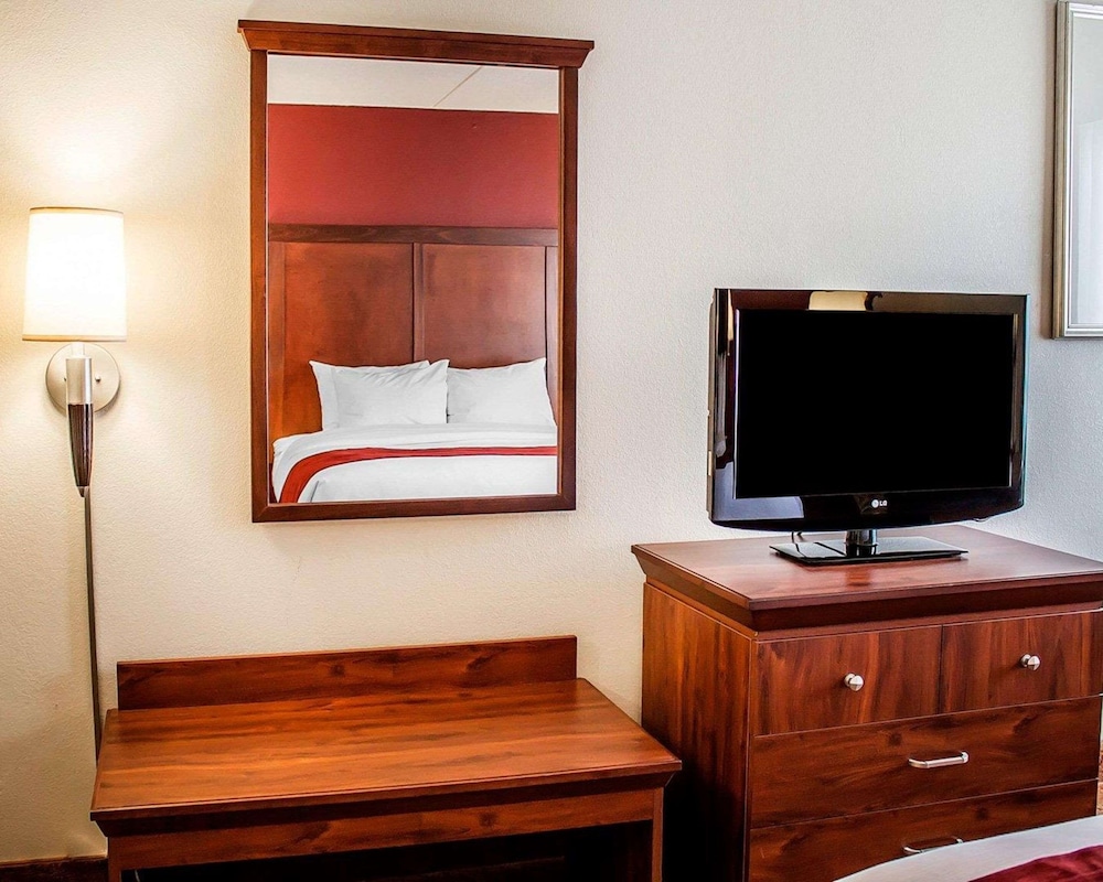 Quality Inn Lima, OH 17/47