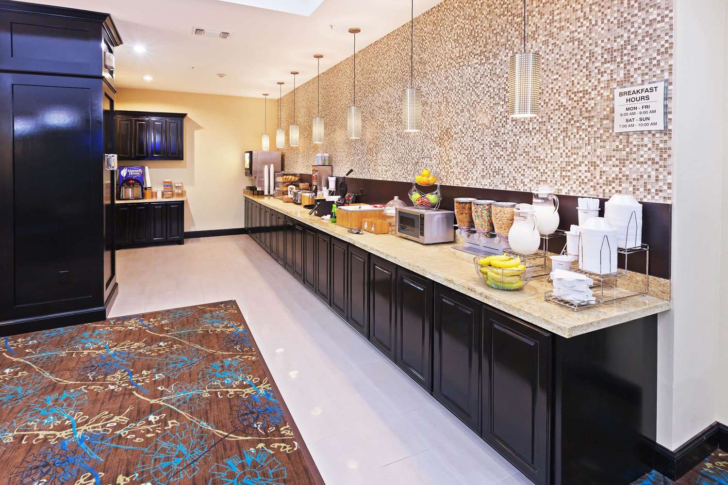 La Quinta Inn & Suites by Wyndham Marshall 3/27