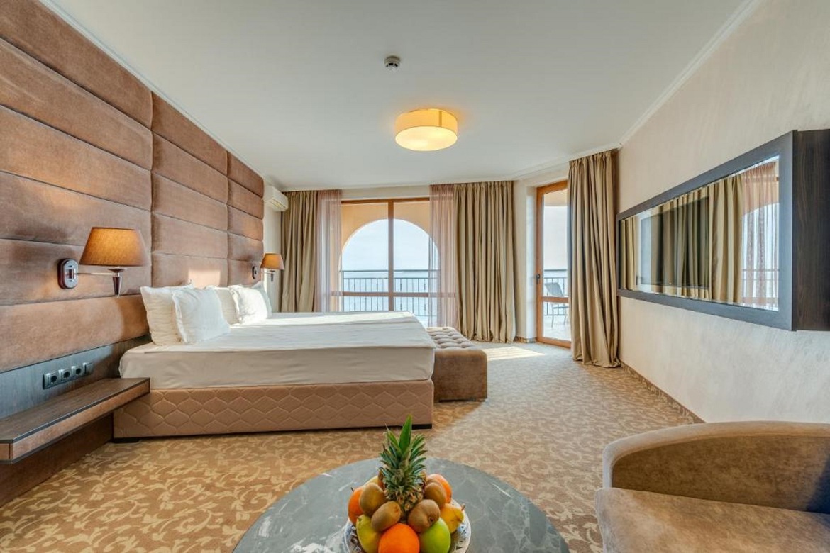 Double Luxury Front Sea View