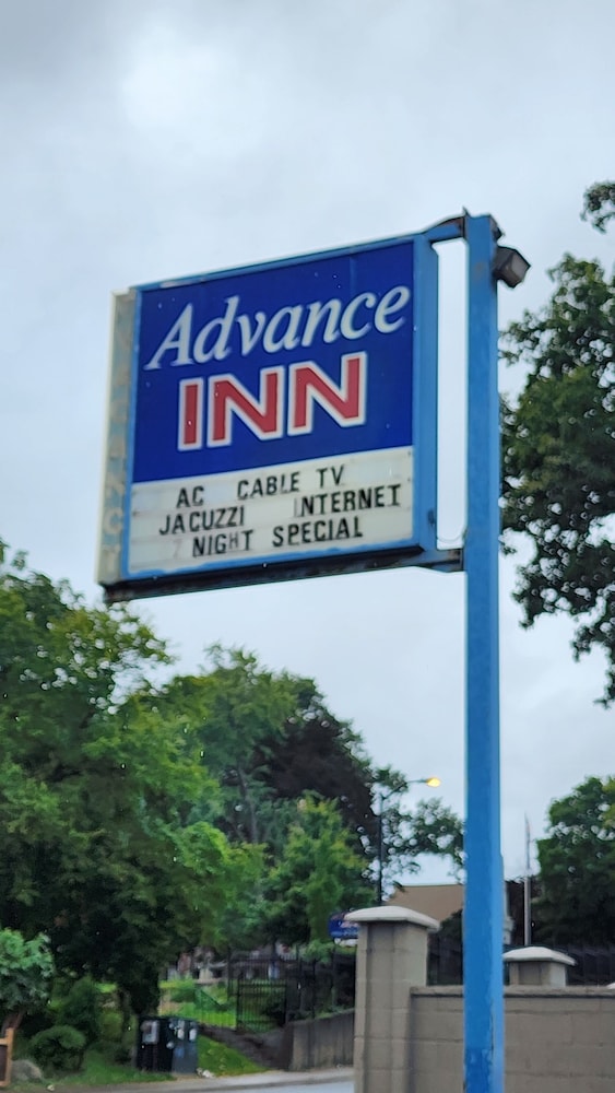 Advance Inn photo1