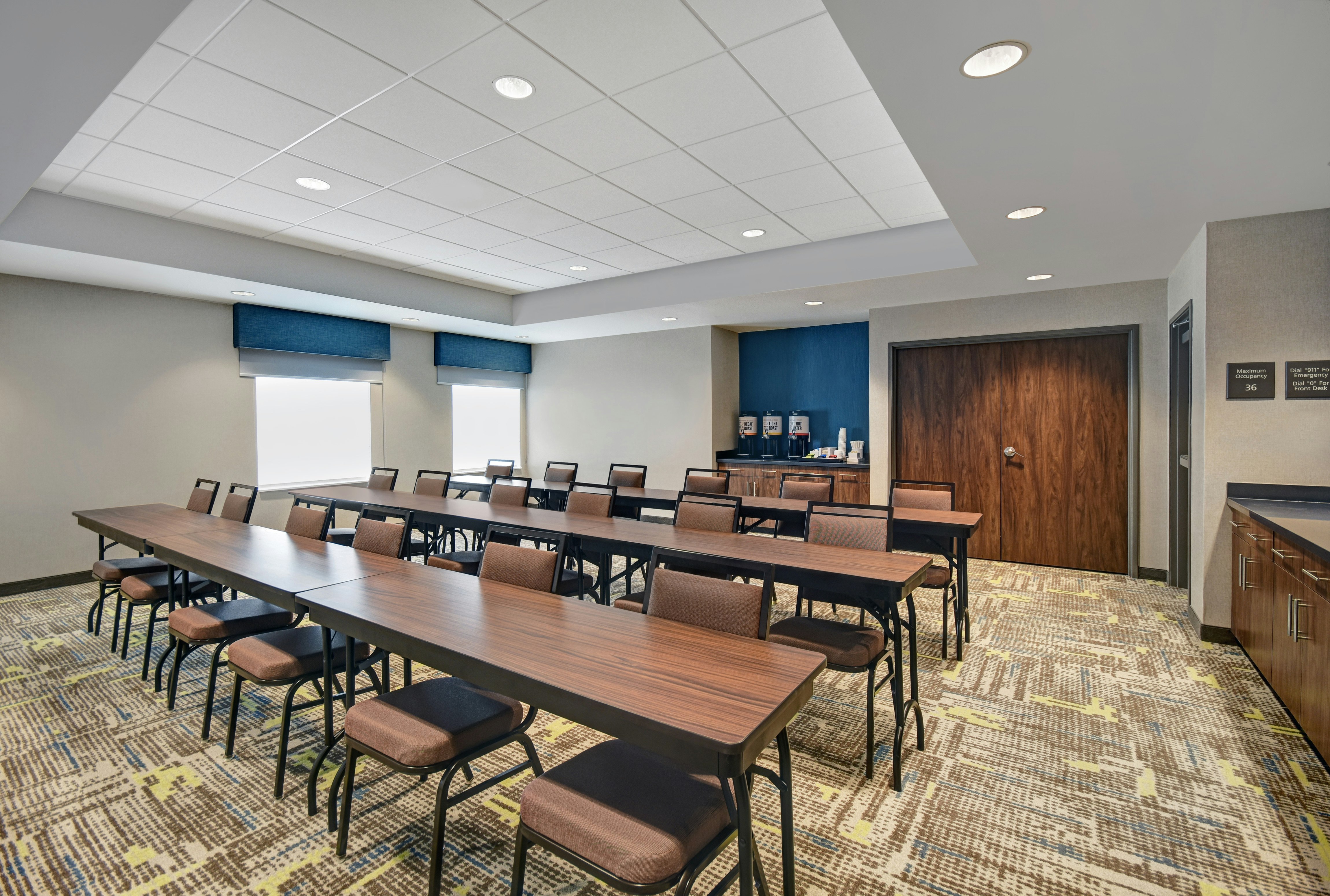 Hampton Inn Cave City 18/24