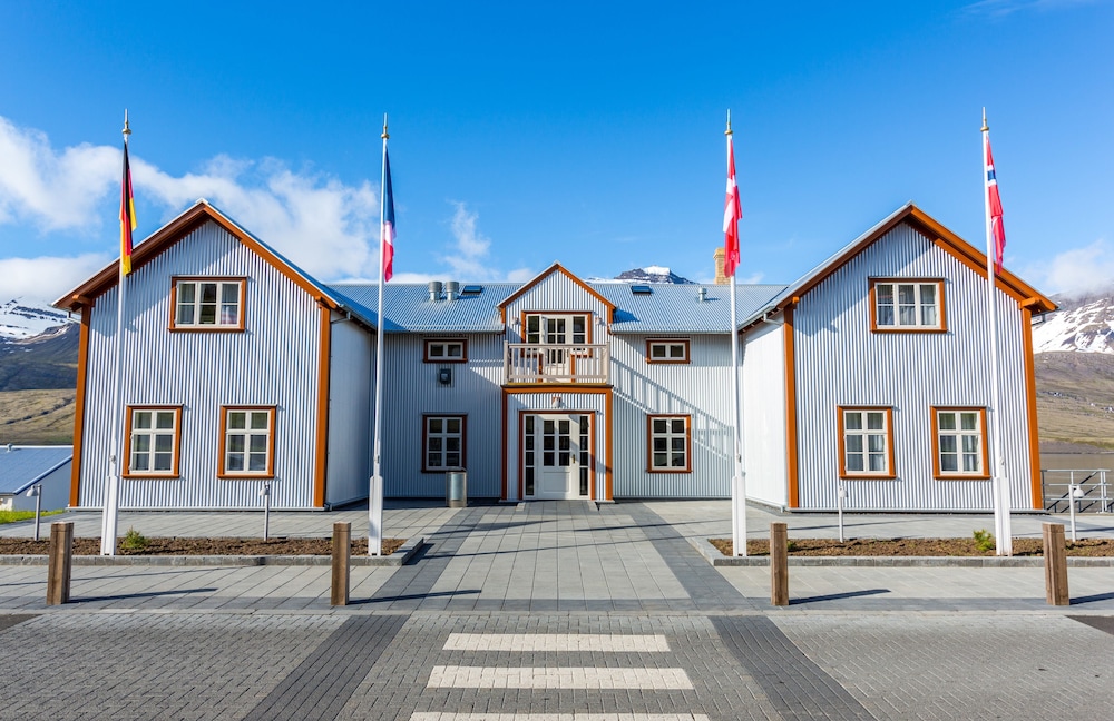 Fosshotel Eastfjords 38/50