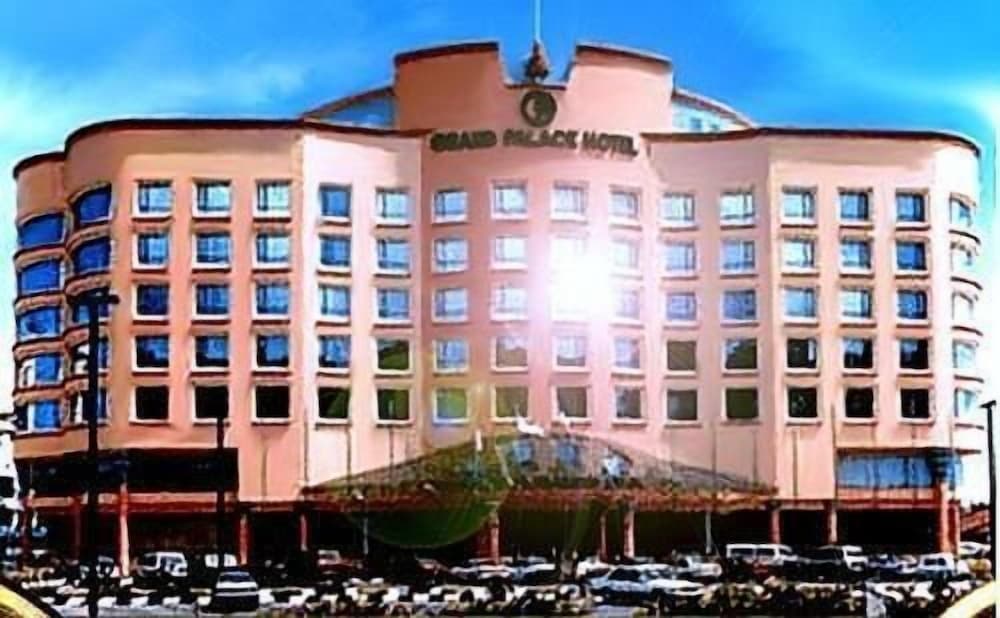 Grand Palace Hotel 5/39