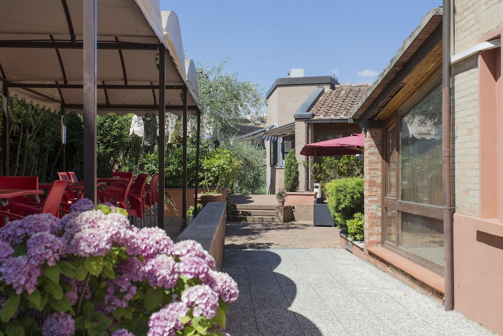Hotel Il Giardino 69/72