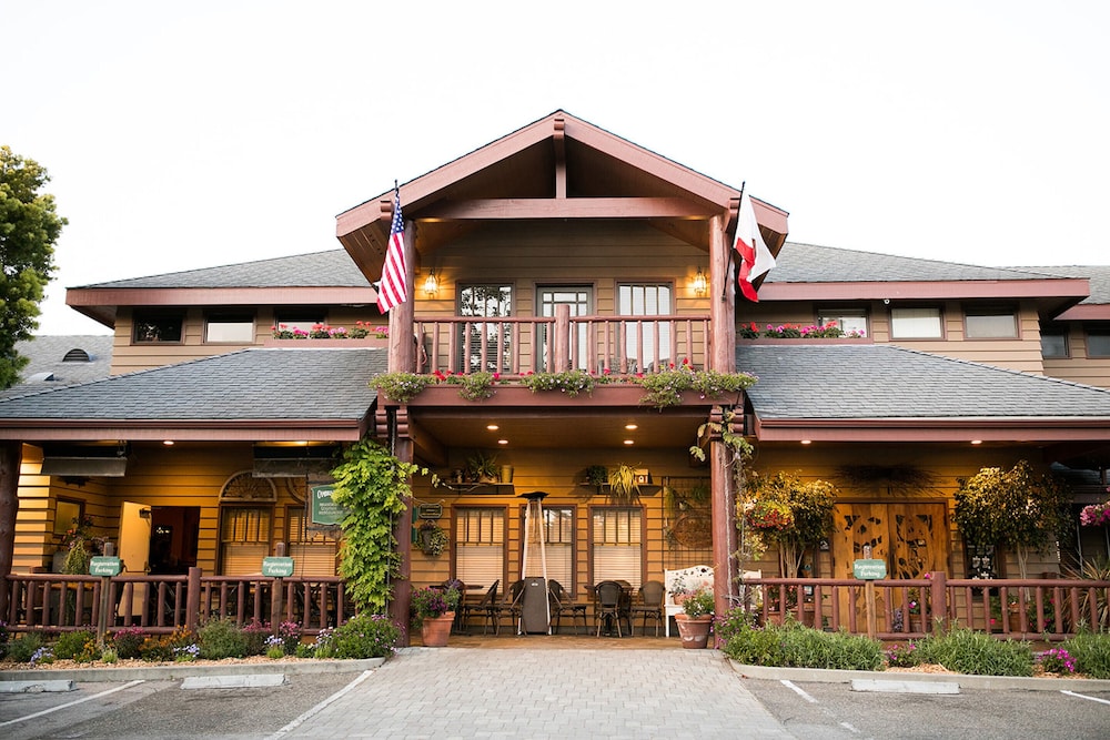 Cambria Pines Lodge 1/41