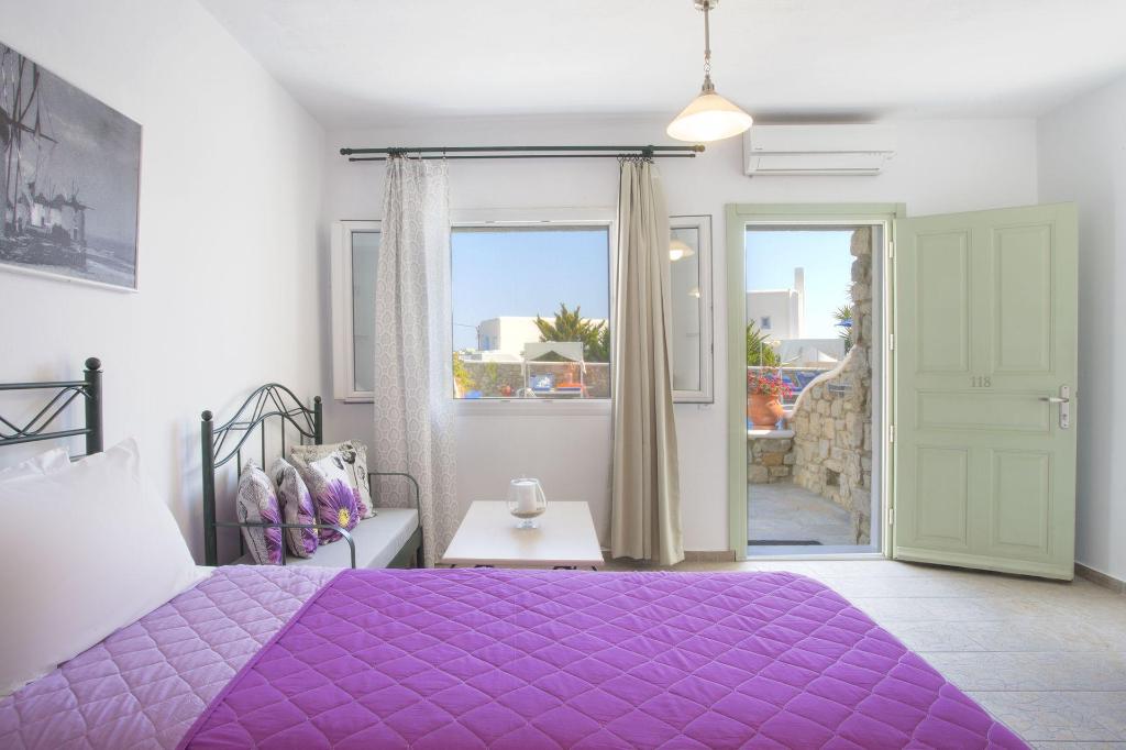 Room, Triple, 3 Beds, Pool View
