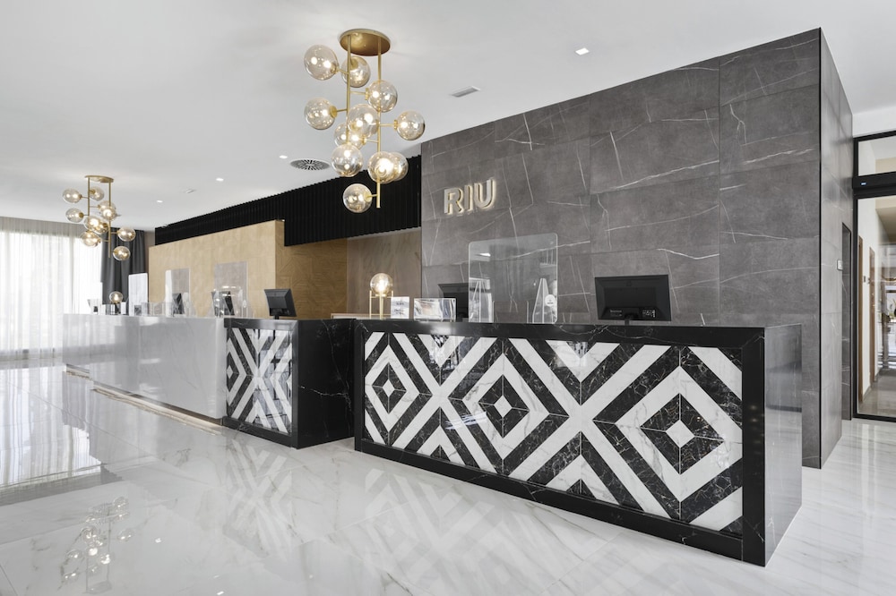 Lobby at Hotel Riu Palace Santa Maria - All Inclusive, SAL