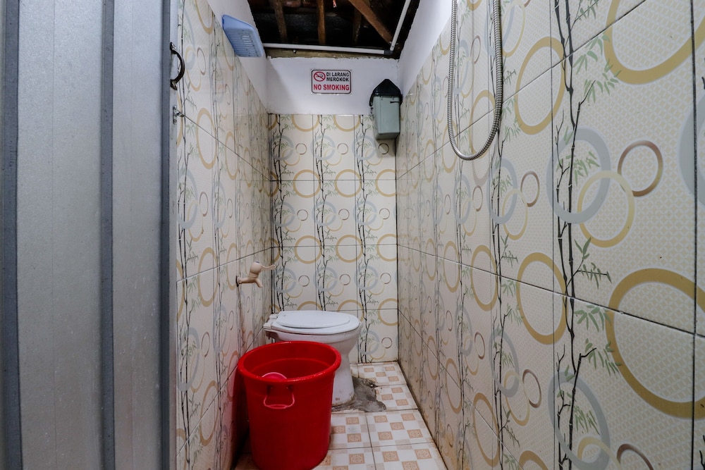 Homestay Ndalem Soewondo by ZUZU 21/22