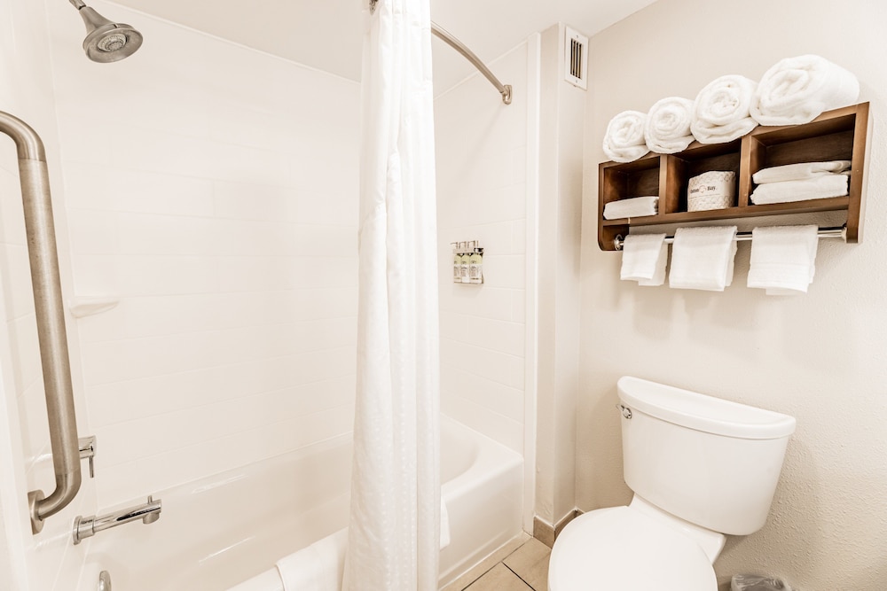Holiday Inn Express Indianapolis South 15/54