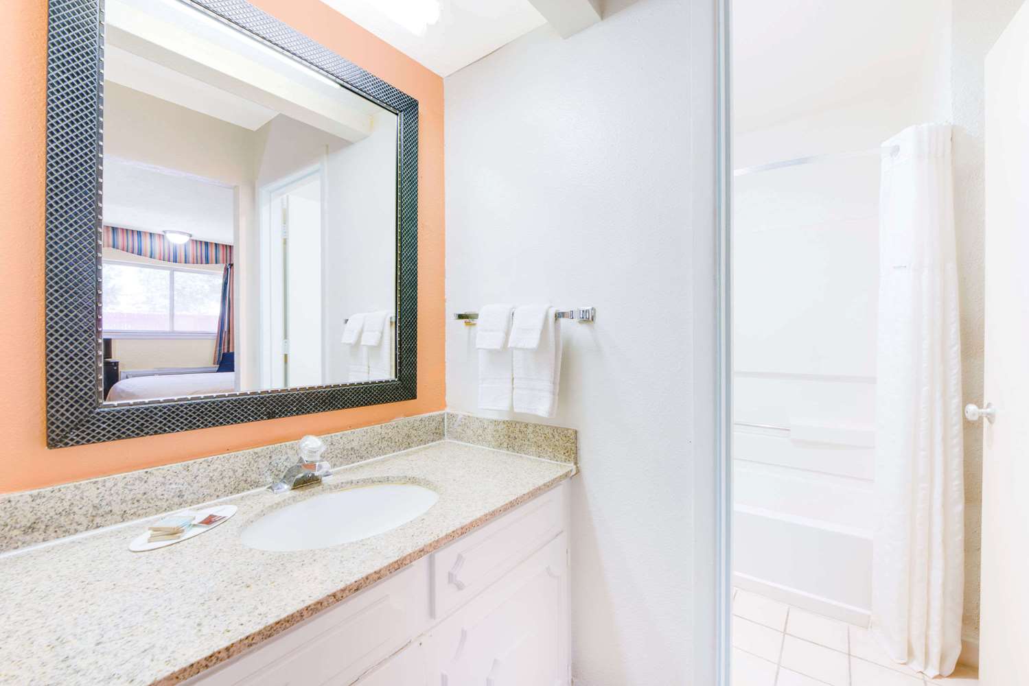 Travelodge By Wyndham Ruidoso 22/24