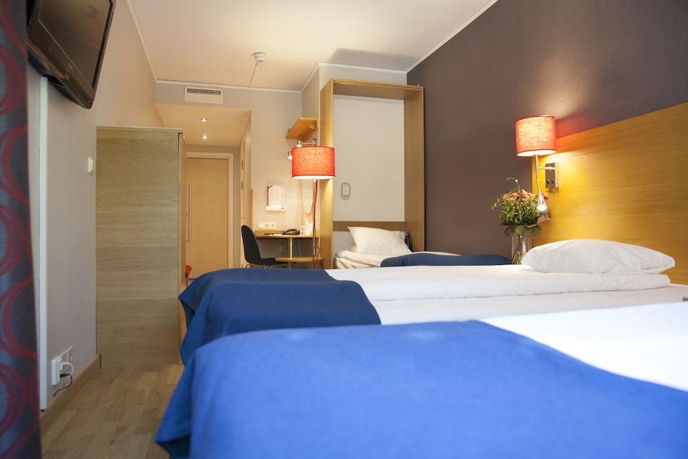 Spar Hotel Garda 13/34