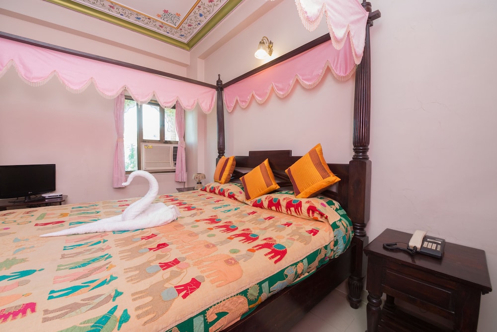 Hotel Moon Light Palace Jaipur 24/73